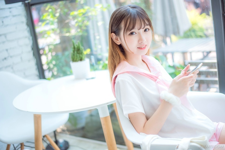 “混账，尔等竟敢以下犯上！”张任怒喝连连道。